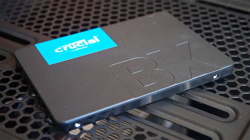  نقد و بررسی تخصصی اس اس دی اینترنال 2.5 اینچ SATA کروشیال مدل Crucial BX500 ظرفیت 240 گیگابایت
